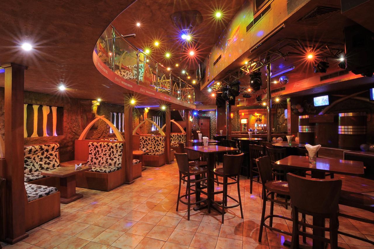 Ramee California Hotel Manama Zewnętrze zdjęcie